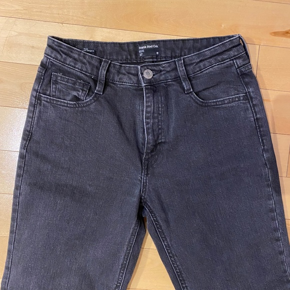 ✨NEW✨ FRANK & OAK WOMEN'S CYNDI STRAIGHT HIGH-RISE WASHED BLACK JEANS - Picture 2 of 5